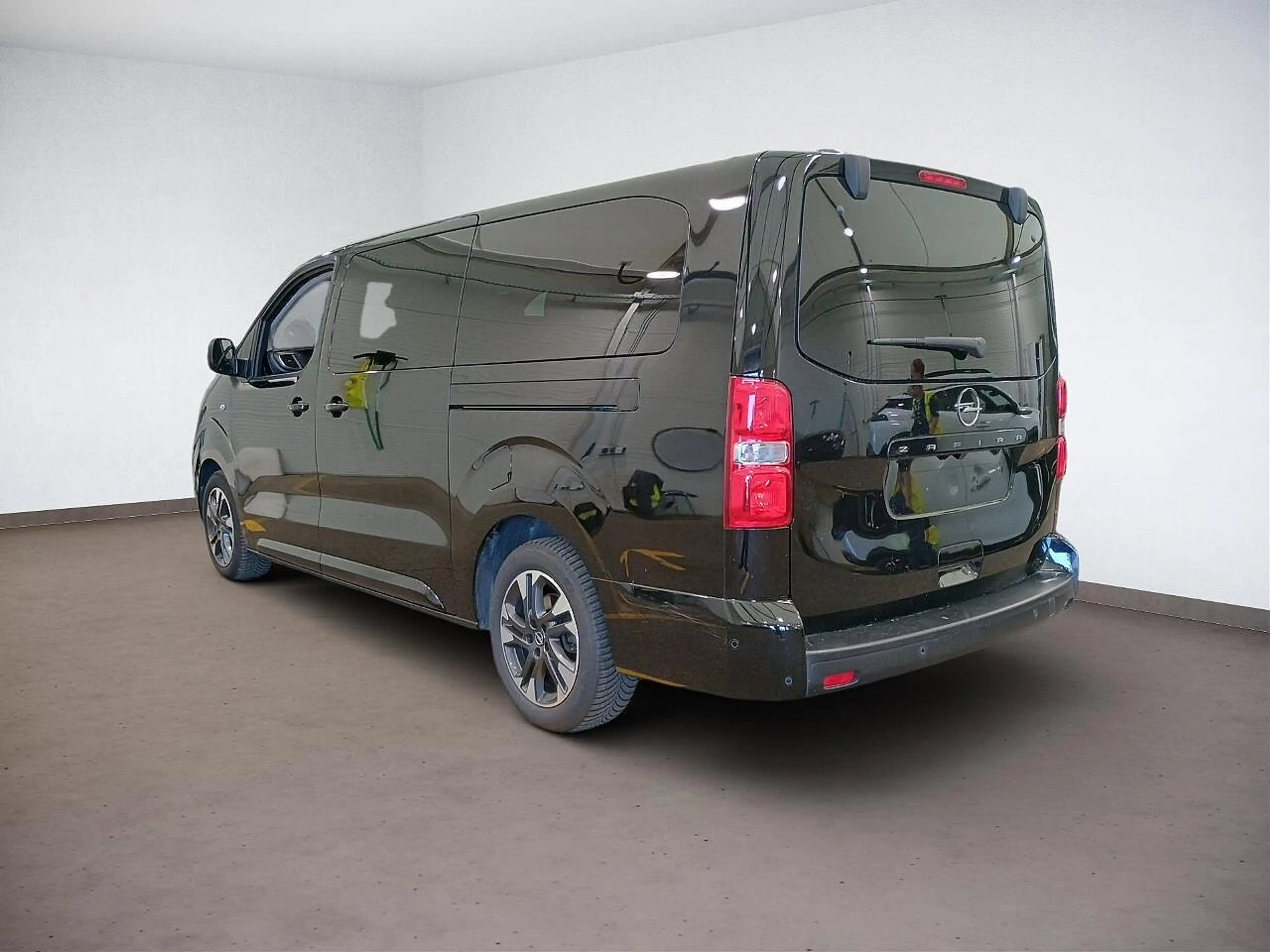 Opel Zafira Life Diesel 2.0 D L Aut. Edition — photo 4