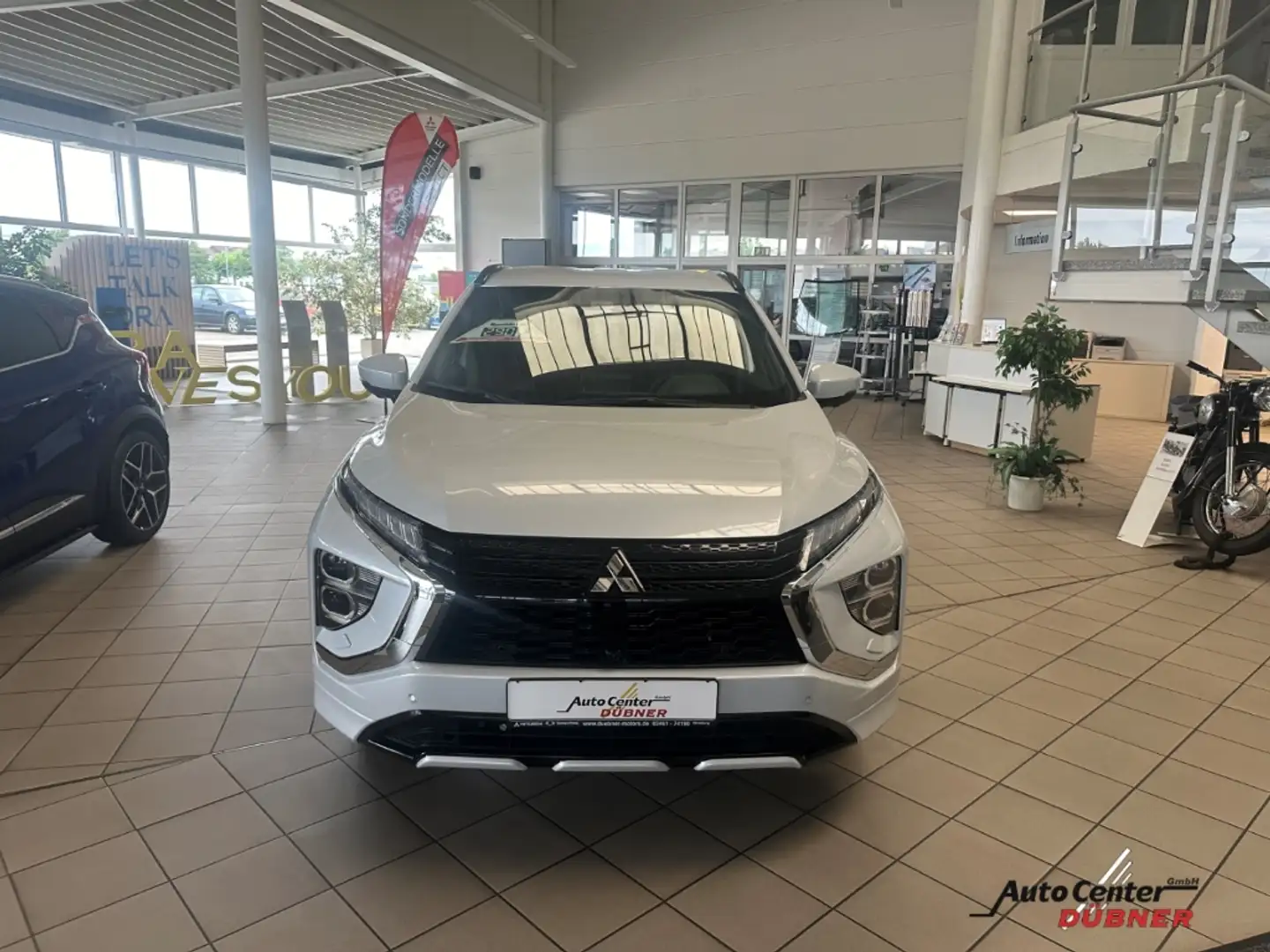 Mitsubishi Eclipse Cross Plug-In Hybrid Select 2.4 4WD Weiß - 2