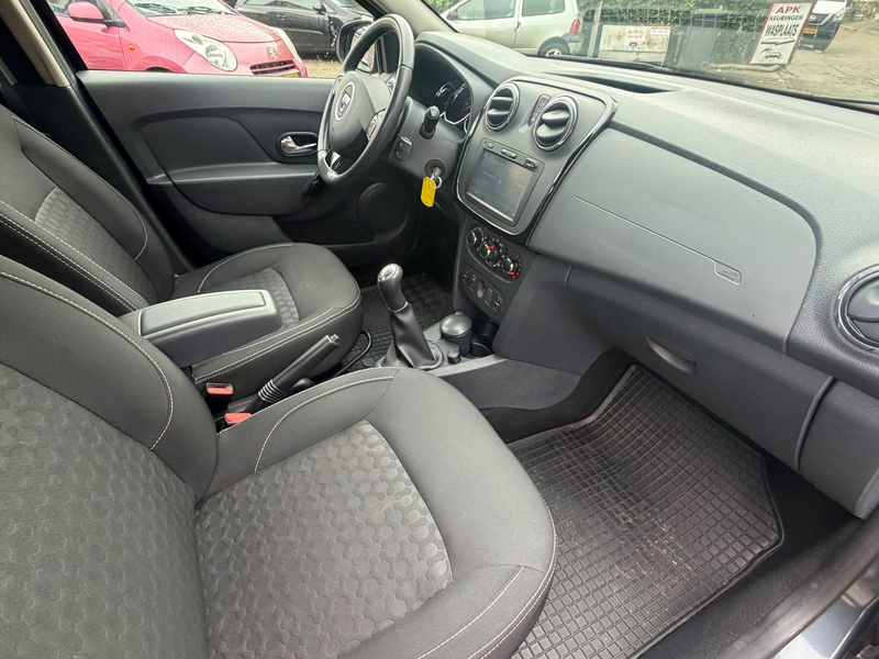 Dacia Sandero 0.9 TCe Ambiance *5 DRS*AIRCO*NAV.*PDC*ELLEK. PAKK — photo 16