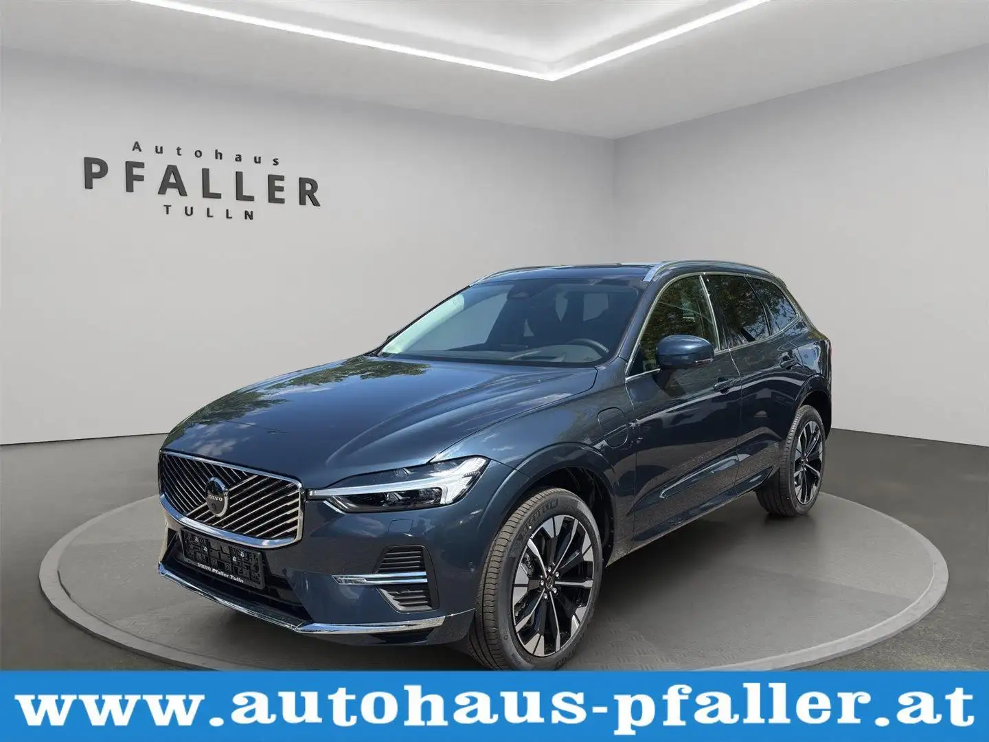 Volvo XC60 T6 AWD PHEV Ultra Bright MY26 Blau - 1