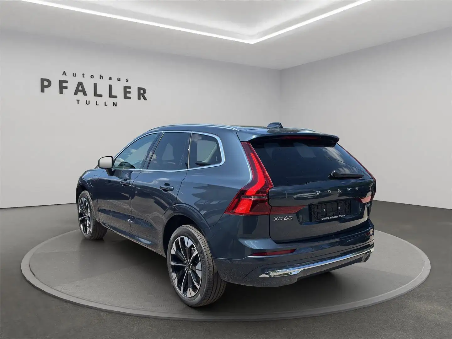 Volvo XC60 T6 AWD PHEV Ultra Bright MY26 Blau - 2