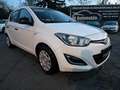 Hyundai i20 1.2 FIFA World Cup EDITION/1 Hand/Tüv-Neu Blanc - thumbnail 1