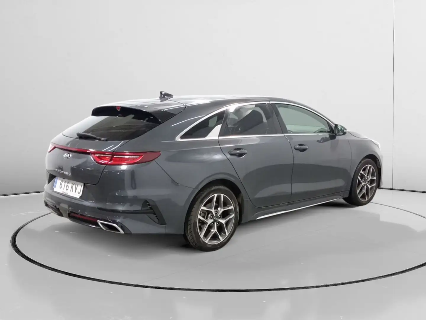 Kia Leo GT Line Szary - 2