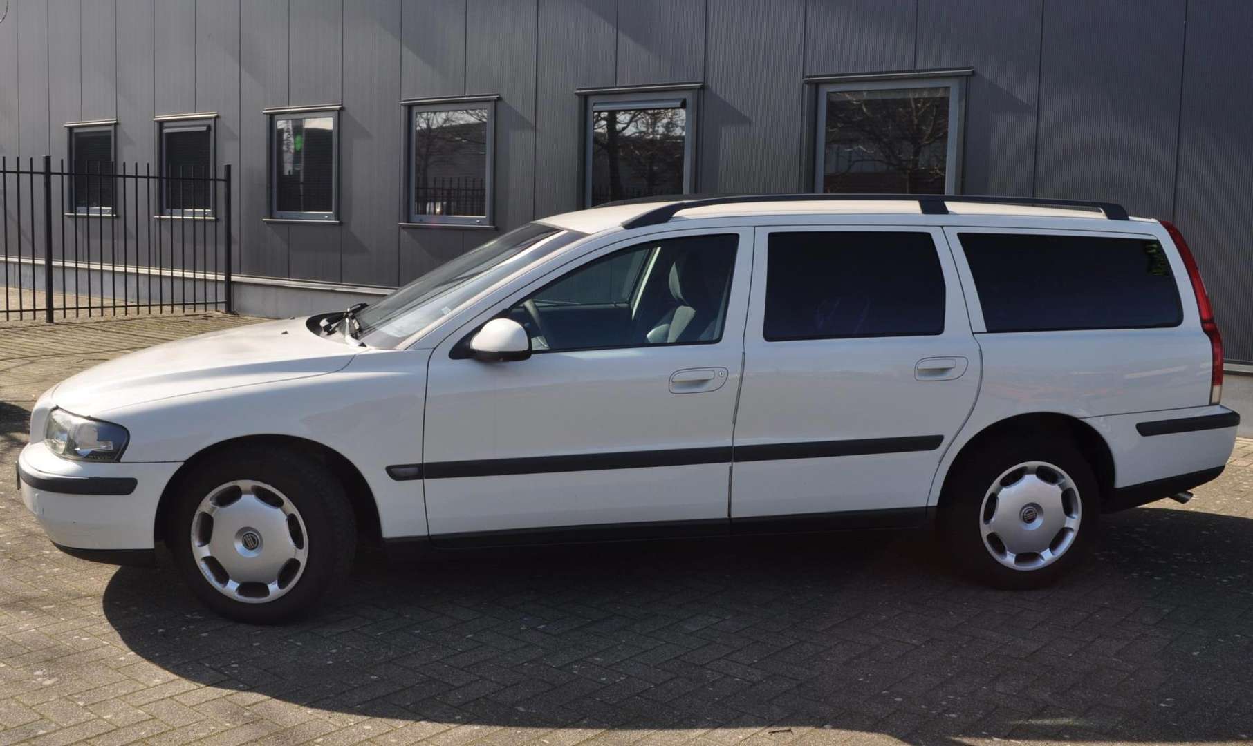 Volvo V70 afbeelding 3