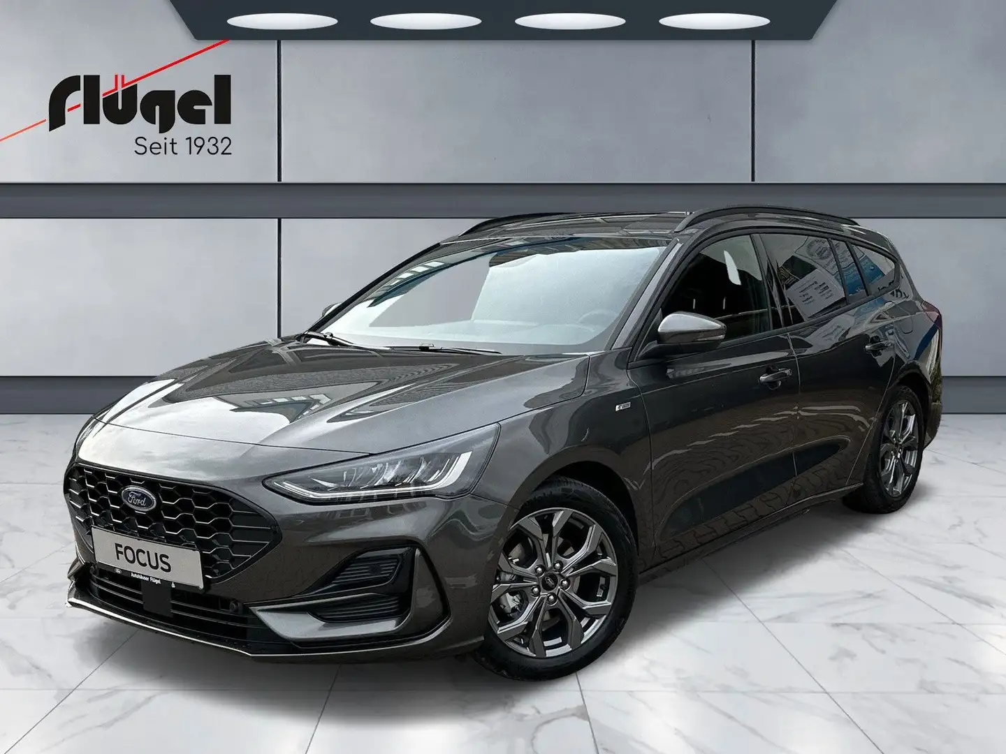 Ford Focus Turnier ST-Line Grijs - 1