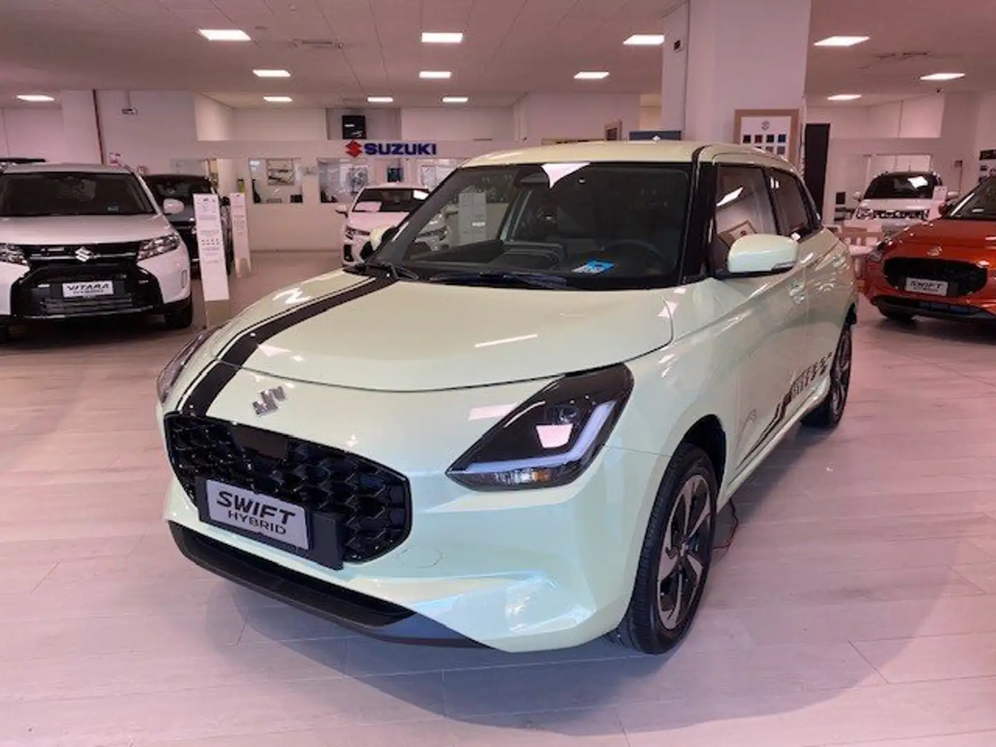 Suzuki Swift Nuova Swift  Top 1.2 2wd Mild Hybrid Verde - 1