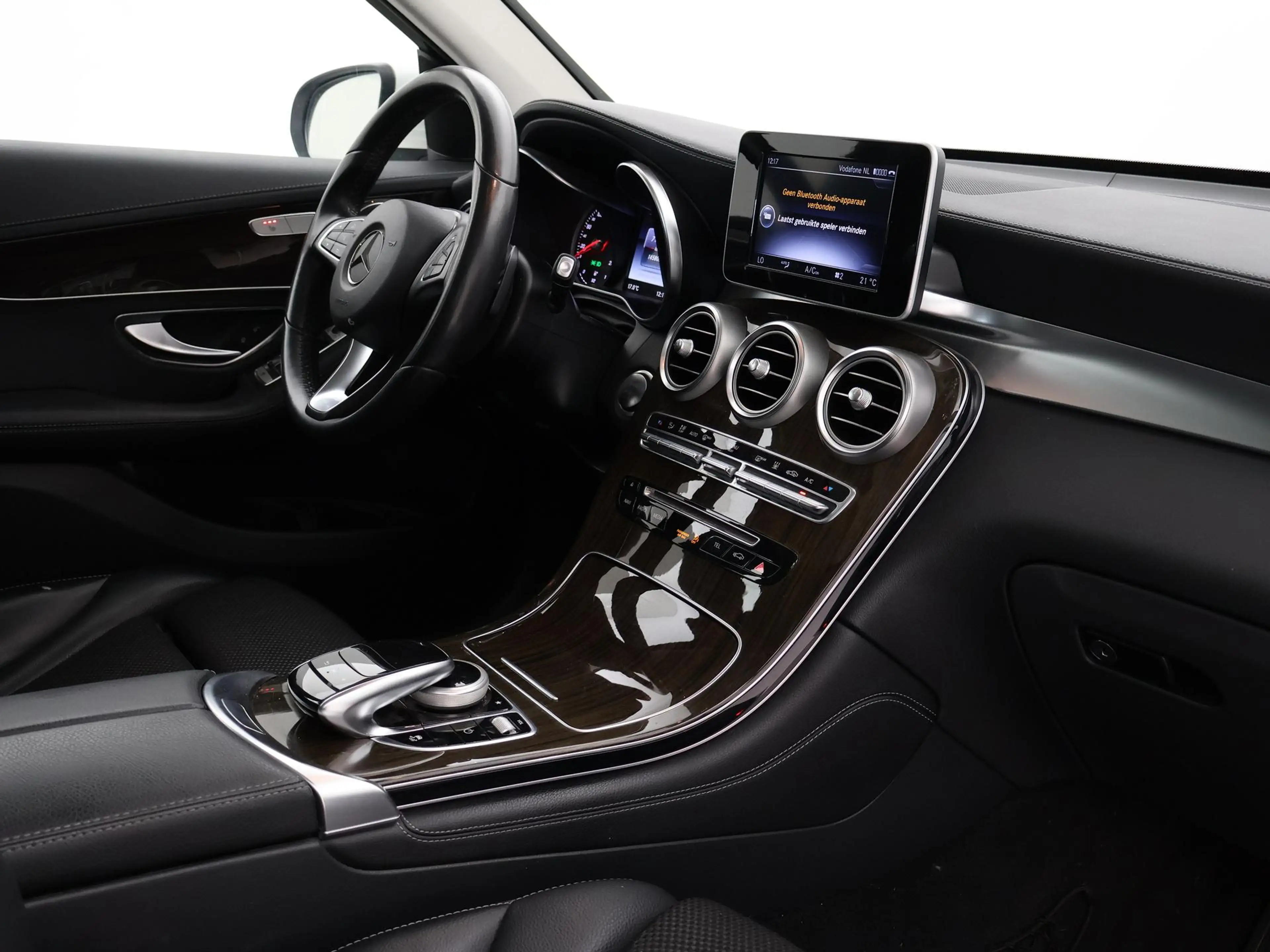 Mercedes-Benz GLC 350 350e 4MATIC PLUG-IN HYBRID + TREKHAAK | PANORAMA | — photo 4
