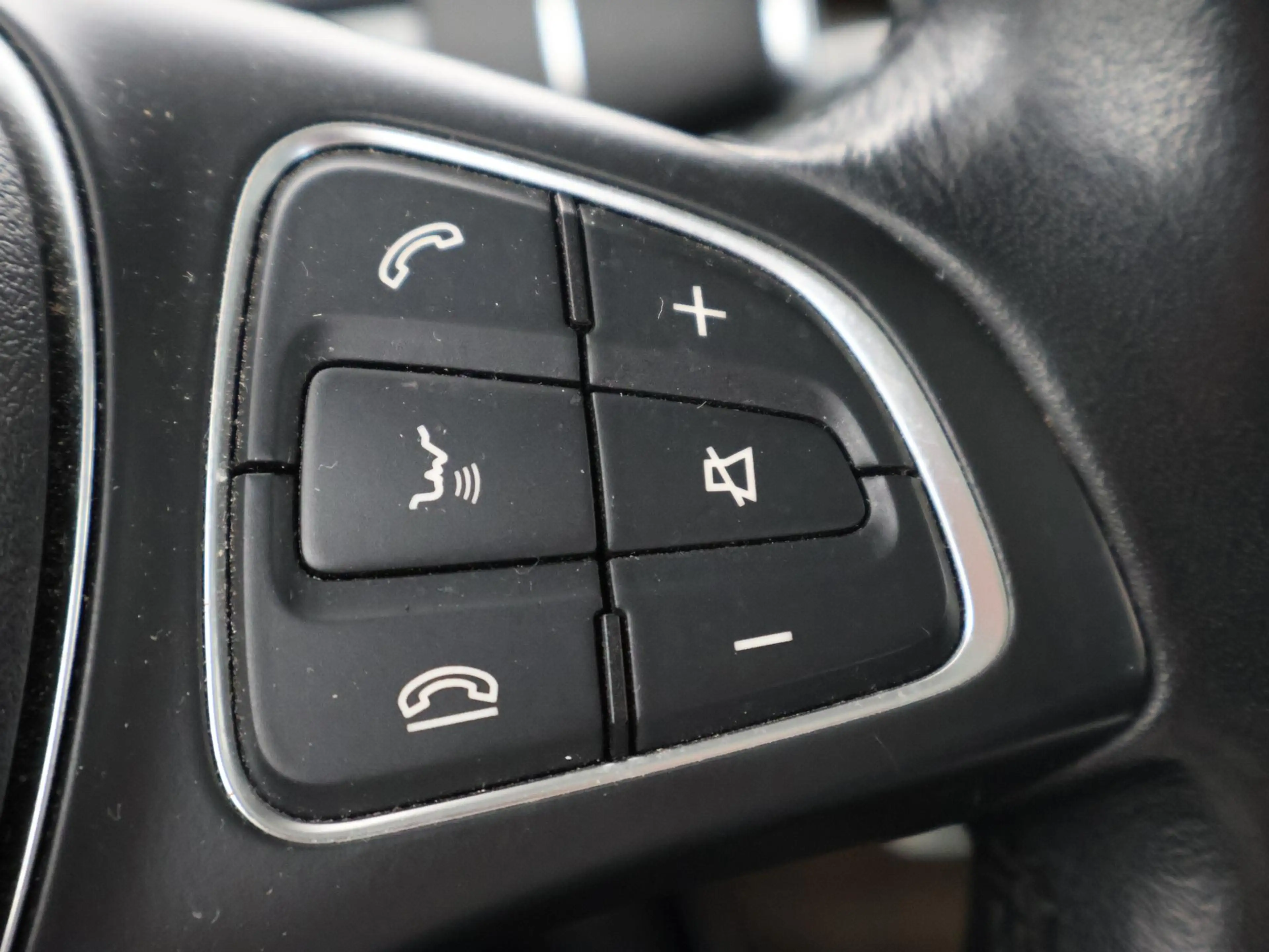 Mercedes-Benz GLC 350 350e 4MATIC PLUG-IN HYBRID + TREKHAAK | PANORAMA | — photo 34