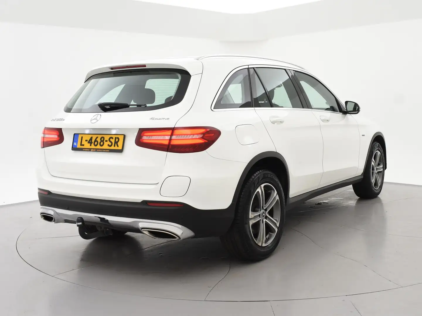Mercedes-Benz GLC 350 350e 4MATIC PLUG-IN HYBRID + TREKHAAK | PANORAMA | Blanc - 2