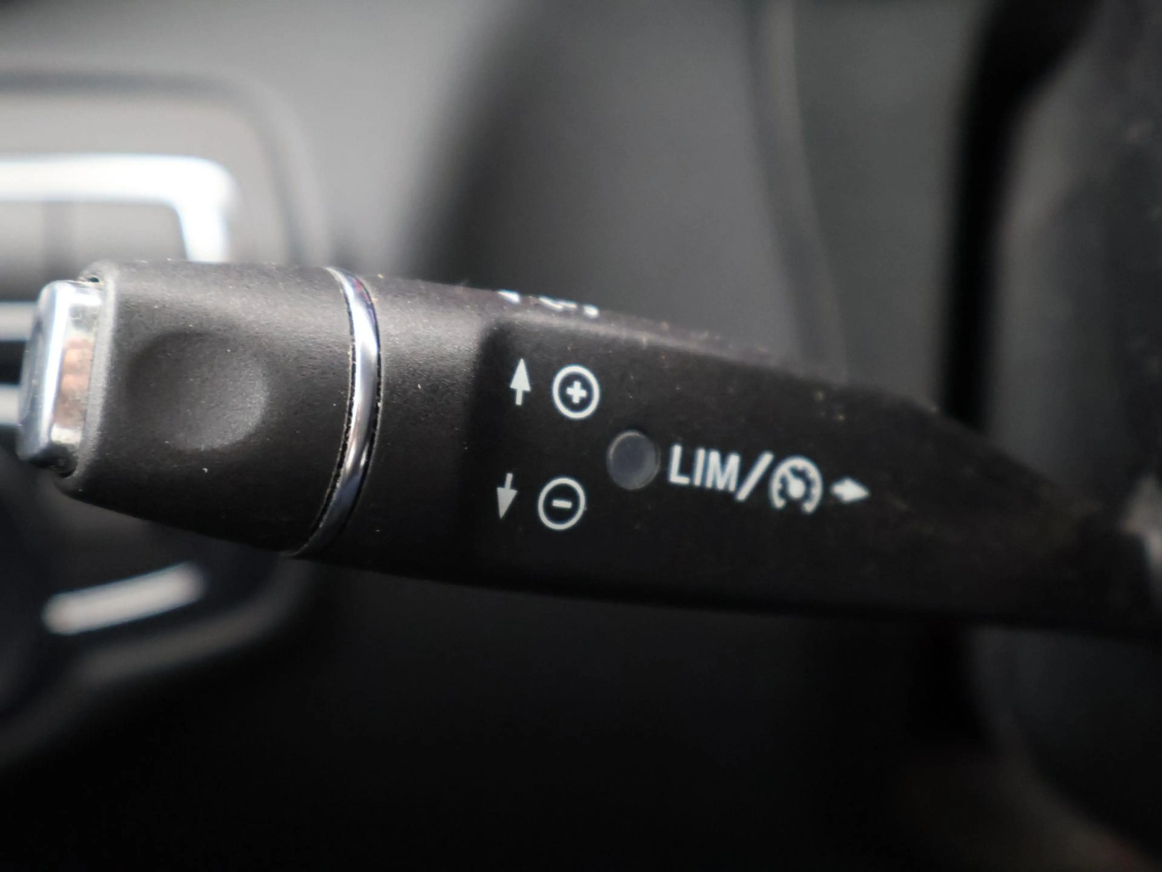 Mercedes-Benz GLC 350 350e 4MATIC PLUG-IN HYBRID + TREKHAAK | PANORAMA | — photo 23