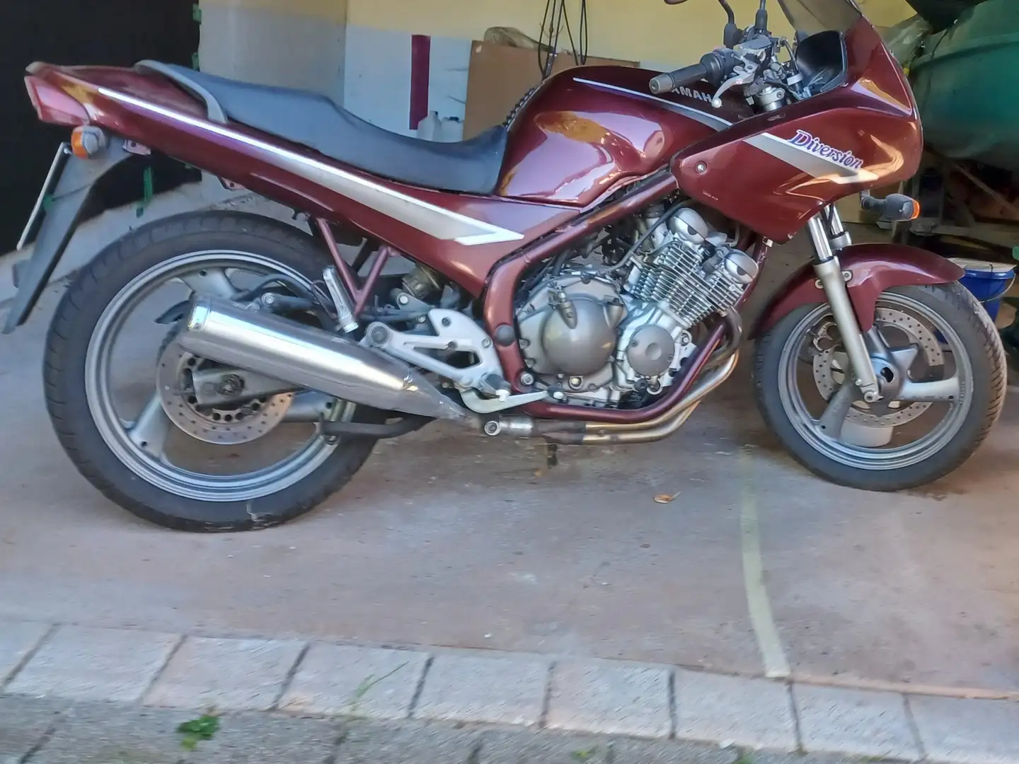 Yamaha XJ 600 Brun - 1