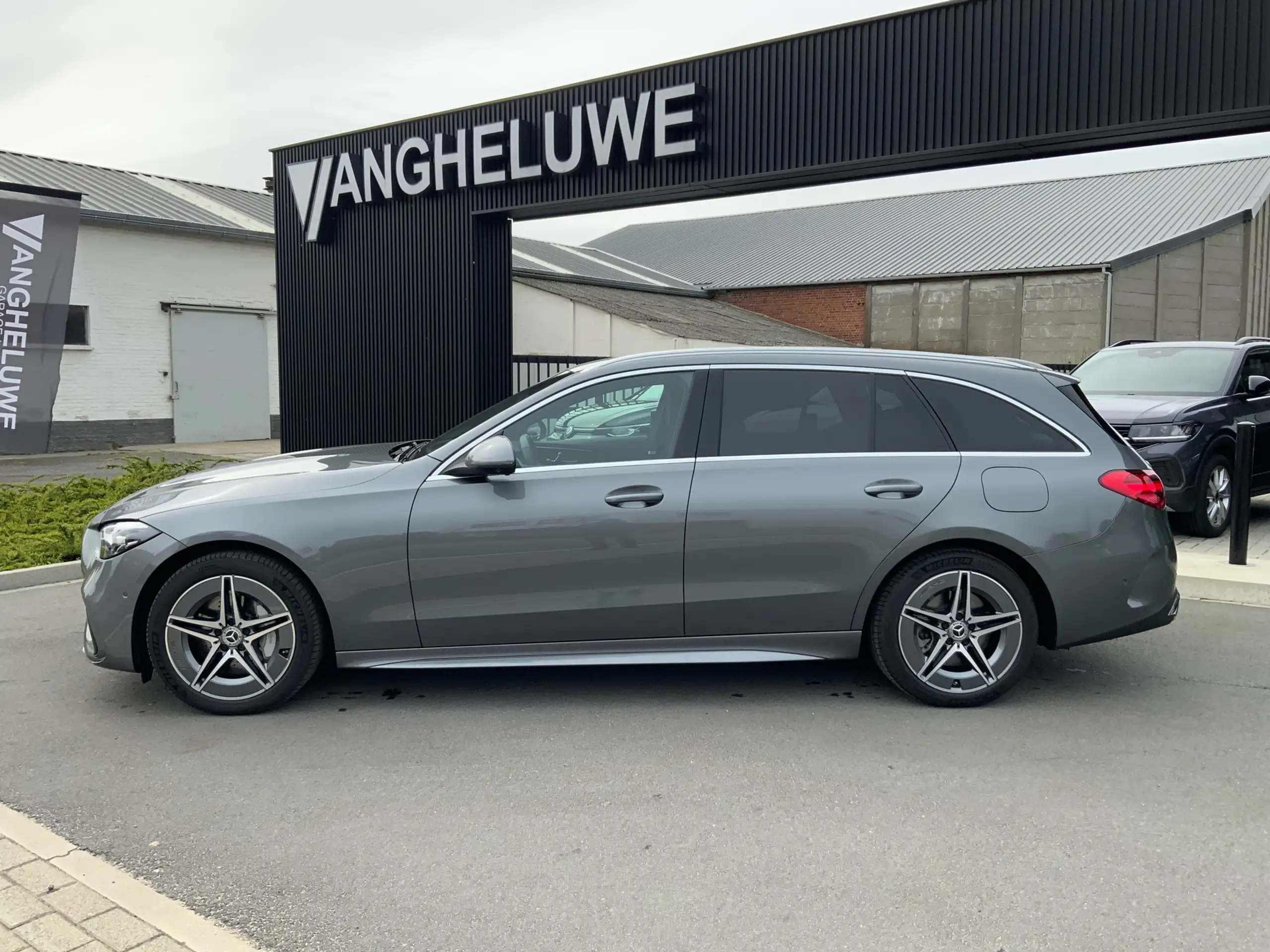 Mercedes-Benz C 300 2024