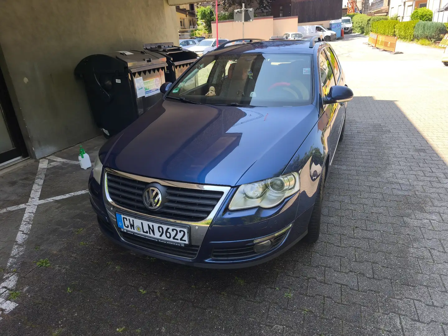 Volkswagen Passat Trend - 1