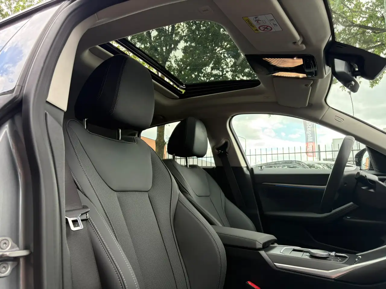 BMW i4 2026 — фото 12