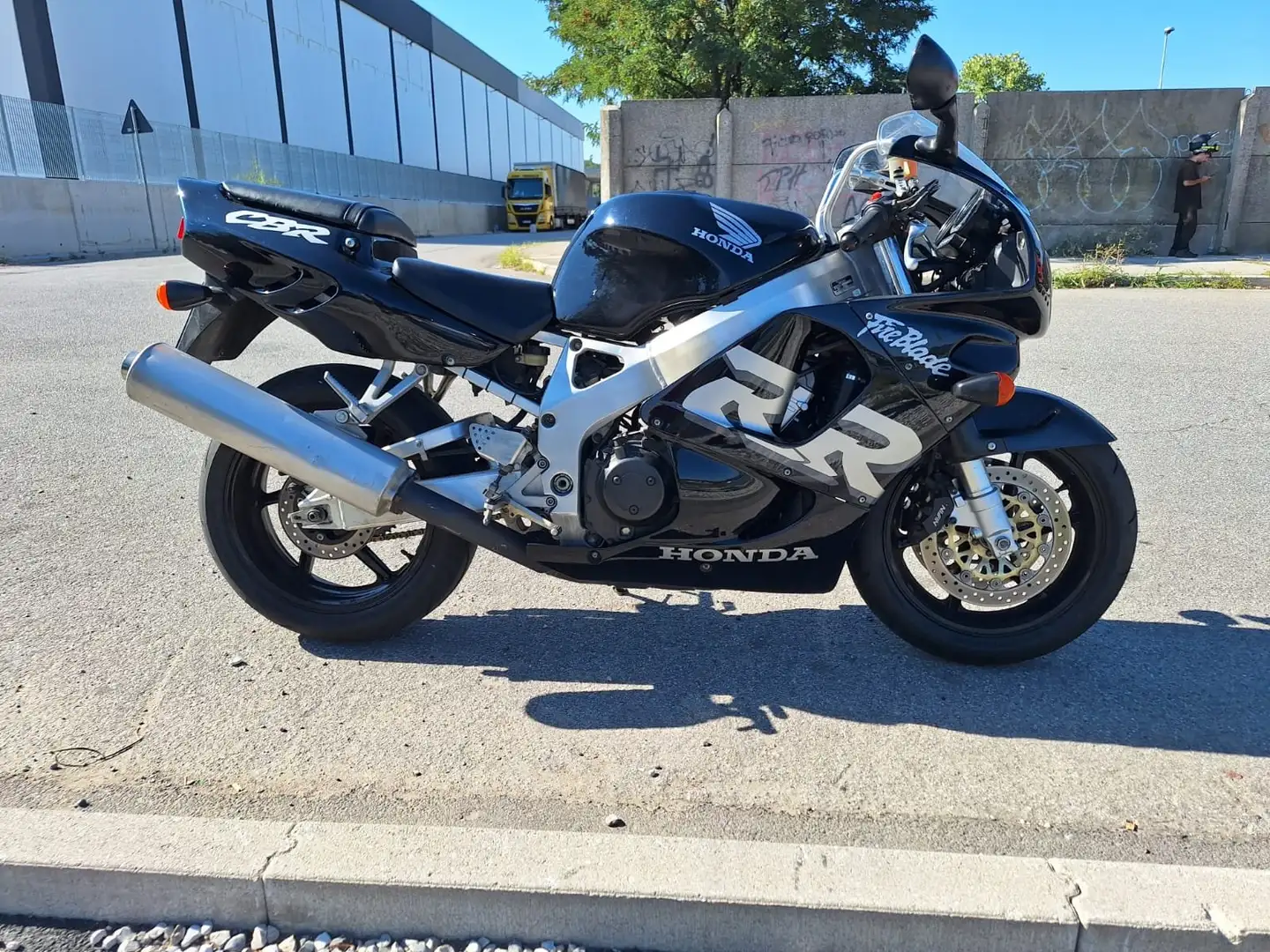 Honda CBR 900 RR FIREBLADE Negro - 2