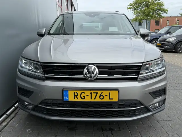 Volkswagen Tiguan view 9