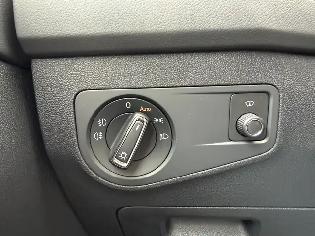 Volkswagen Tiguan view 14