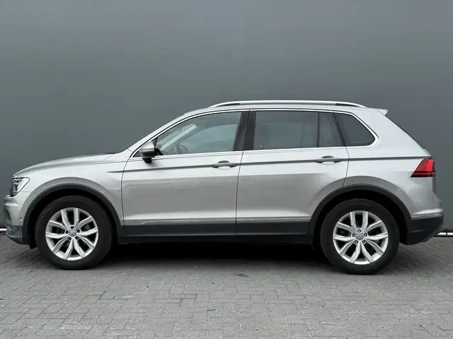 Volkswagen Tiguan view 8