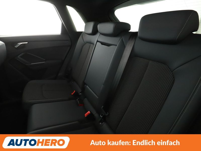 Audi Q3 35 TDI quattro S line Aut.*NAVI*TEMPO*SHZ* — photo 14