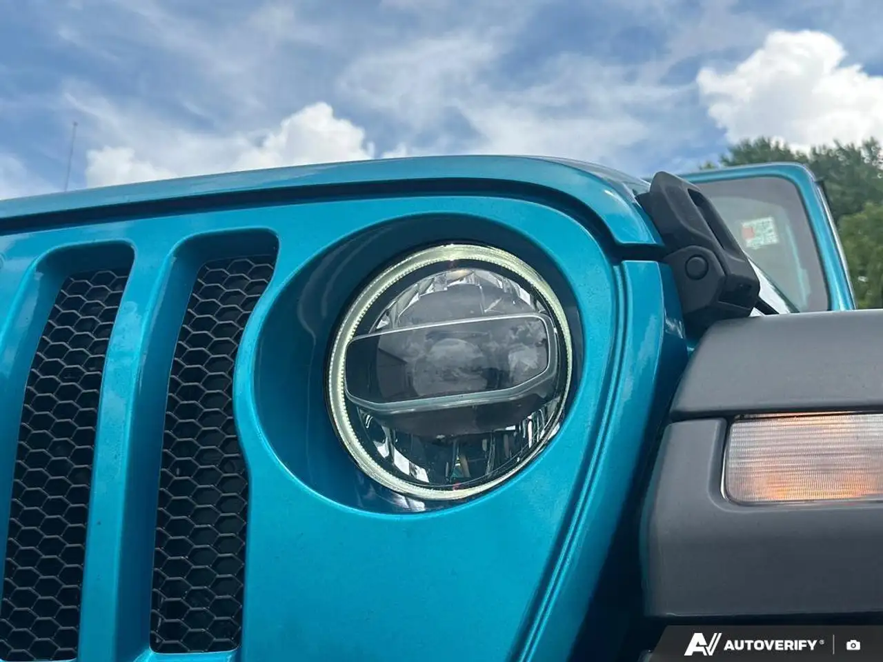 Jeep Wrangler photo Jeep Wrangler