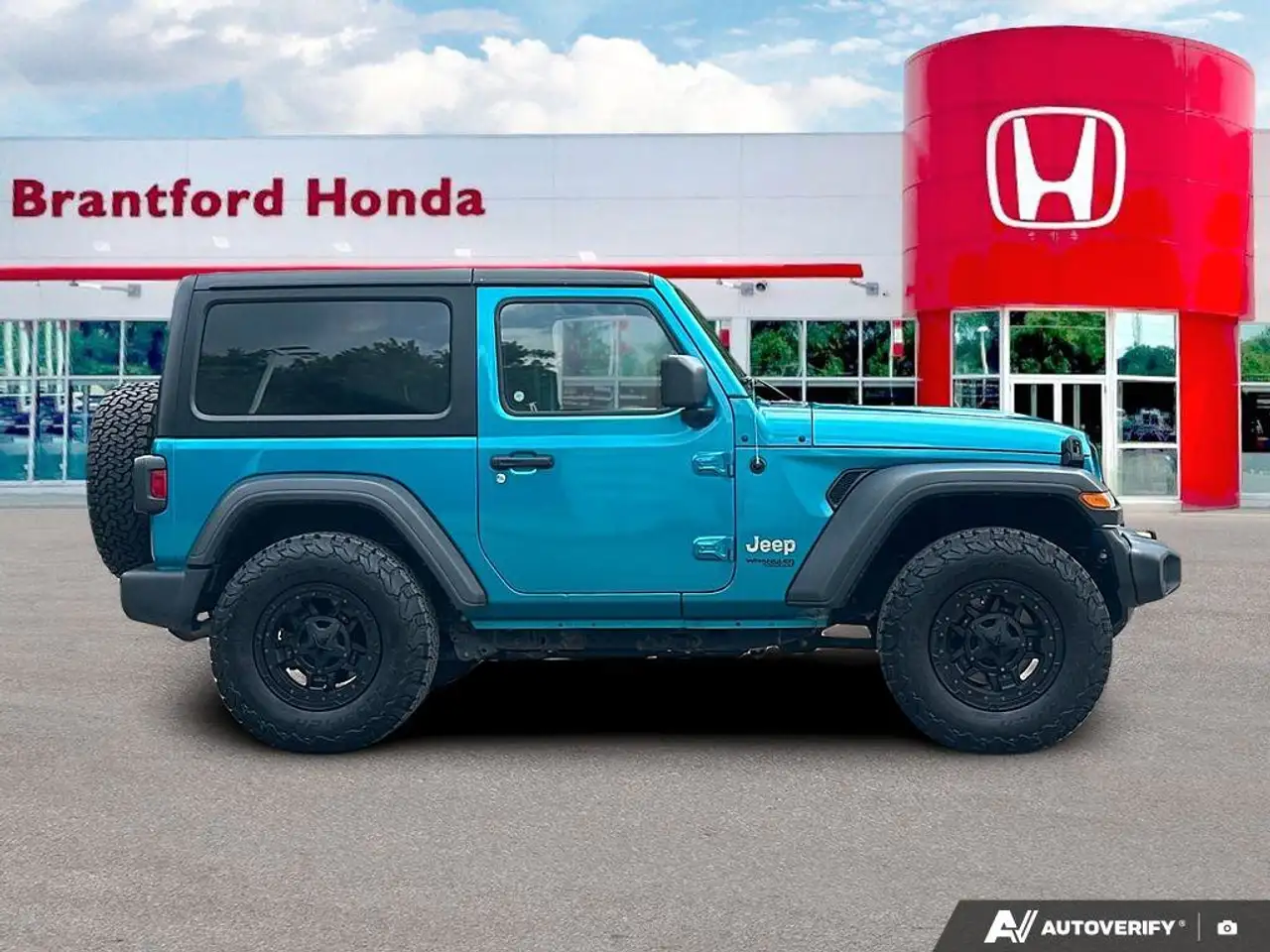 Jeep Wrangler photo Jeep Wrangler
