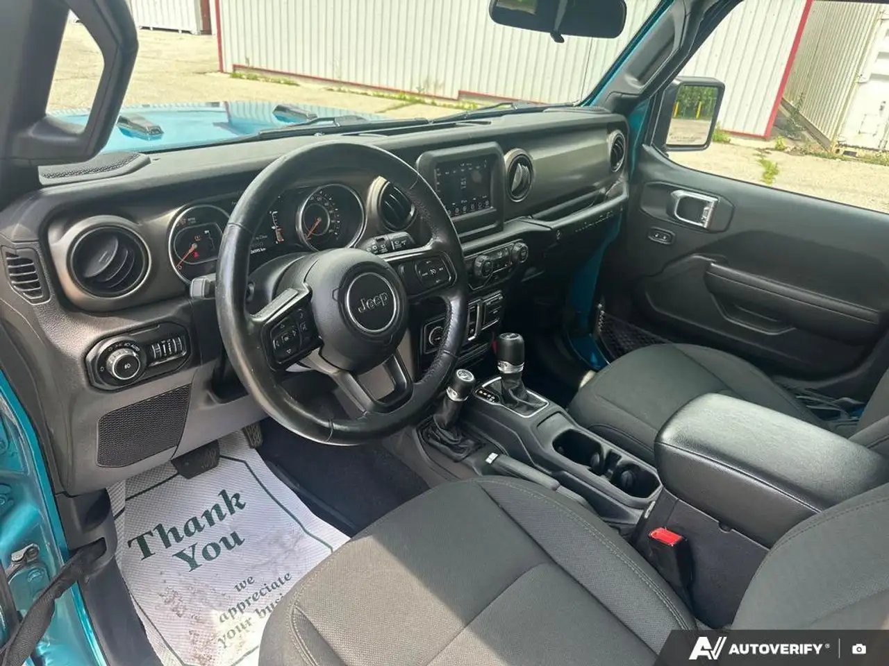 Jeep Wrangler photo Jeep Wrangler