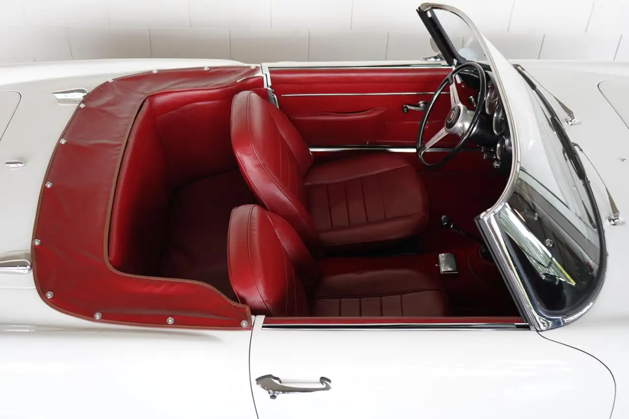 Alfa Romeo Spider 2000 Touring, foto 10