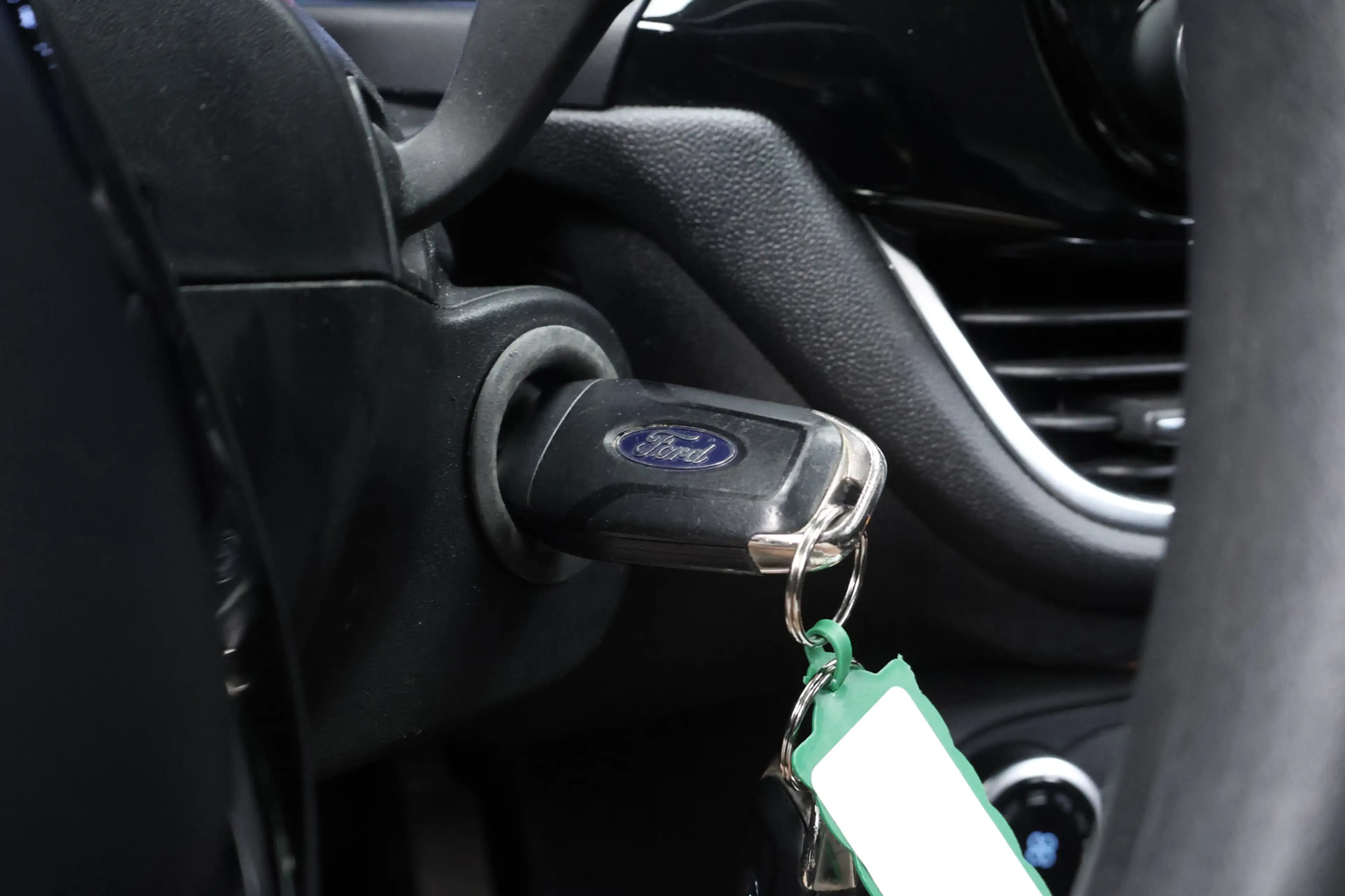 Ford Fiesta 1.1 Sport (APPLE CARPLAY,NAVI,LED,CRUISE,PDC,LANE — photo 13