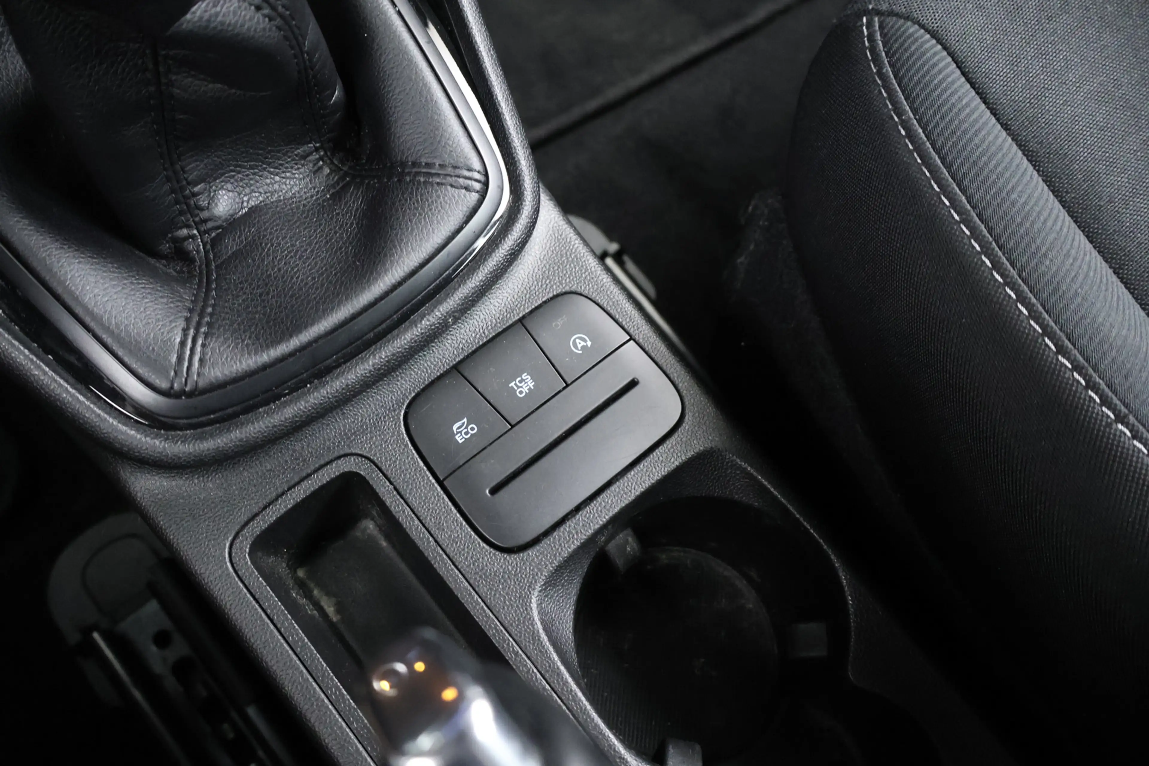 Ford Fiesta 1.1 Sport (APPLE CARPLAY,NAVI,LED,CRUISE,PDC,LANE — photo 21