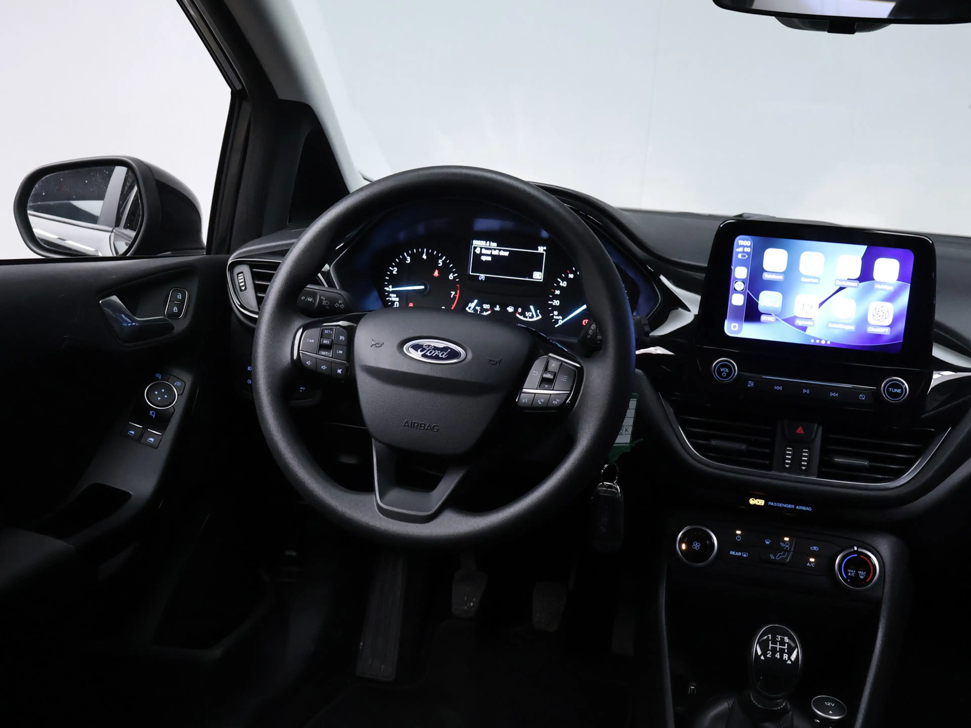 Ford Fiesta 1.1 Sport (APPLE CARPLAY,NAVI,LED,CRUISE,PDC,LANE — photo 33