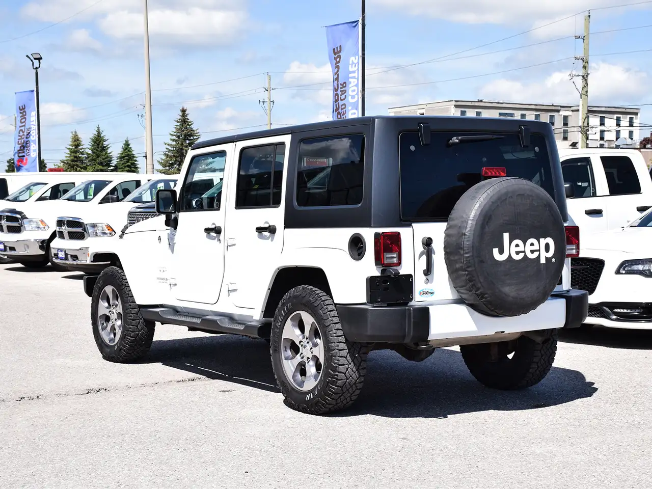 Jeep Wrangler photo Jeep Wrangler