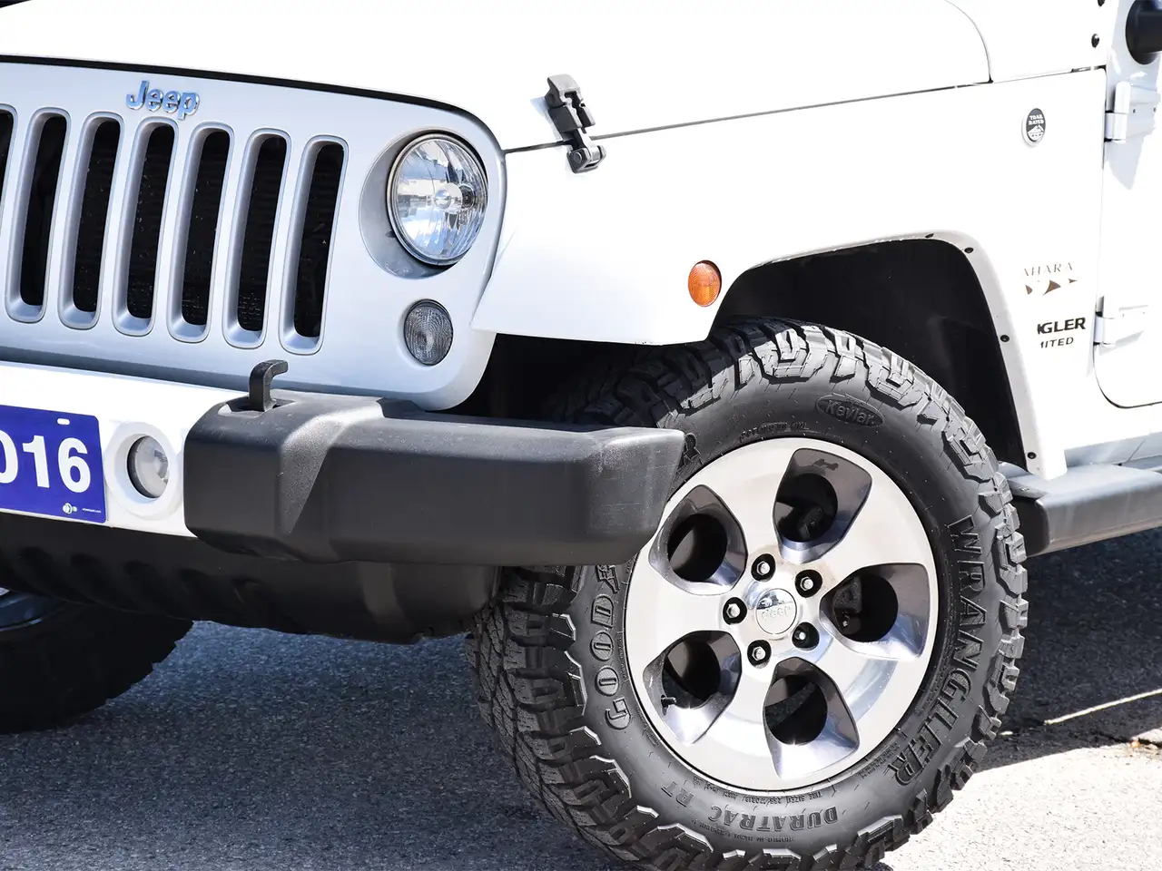 Jeep Wrangler photo Jeep Wrangler