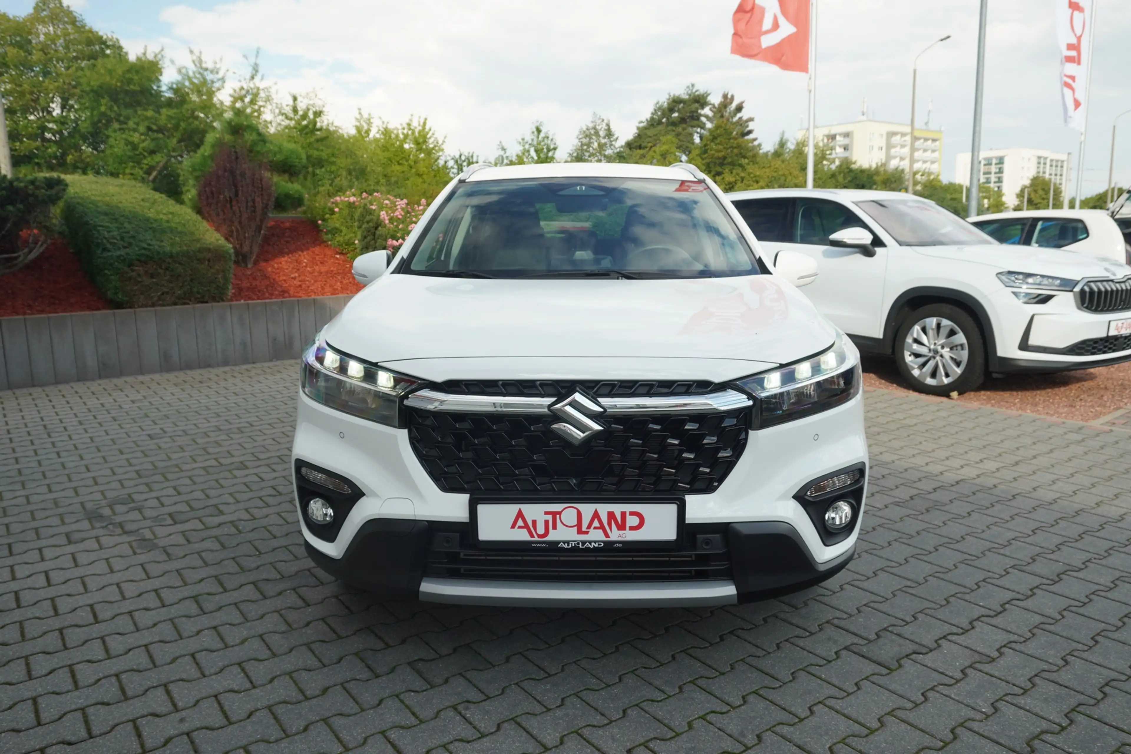 Suzuki SX4 S-Cross S-Cross 1.4 M-Hybrid Comfort LED Navi Kamera PDC — photo 8