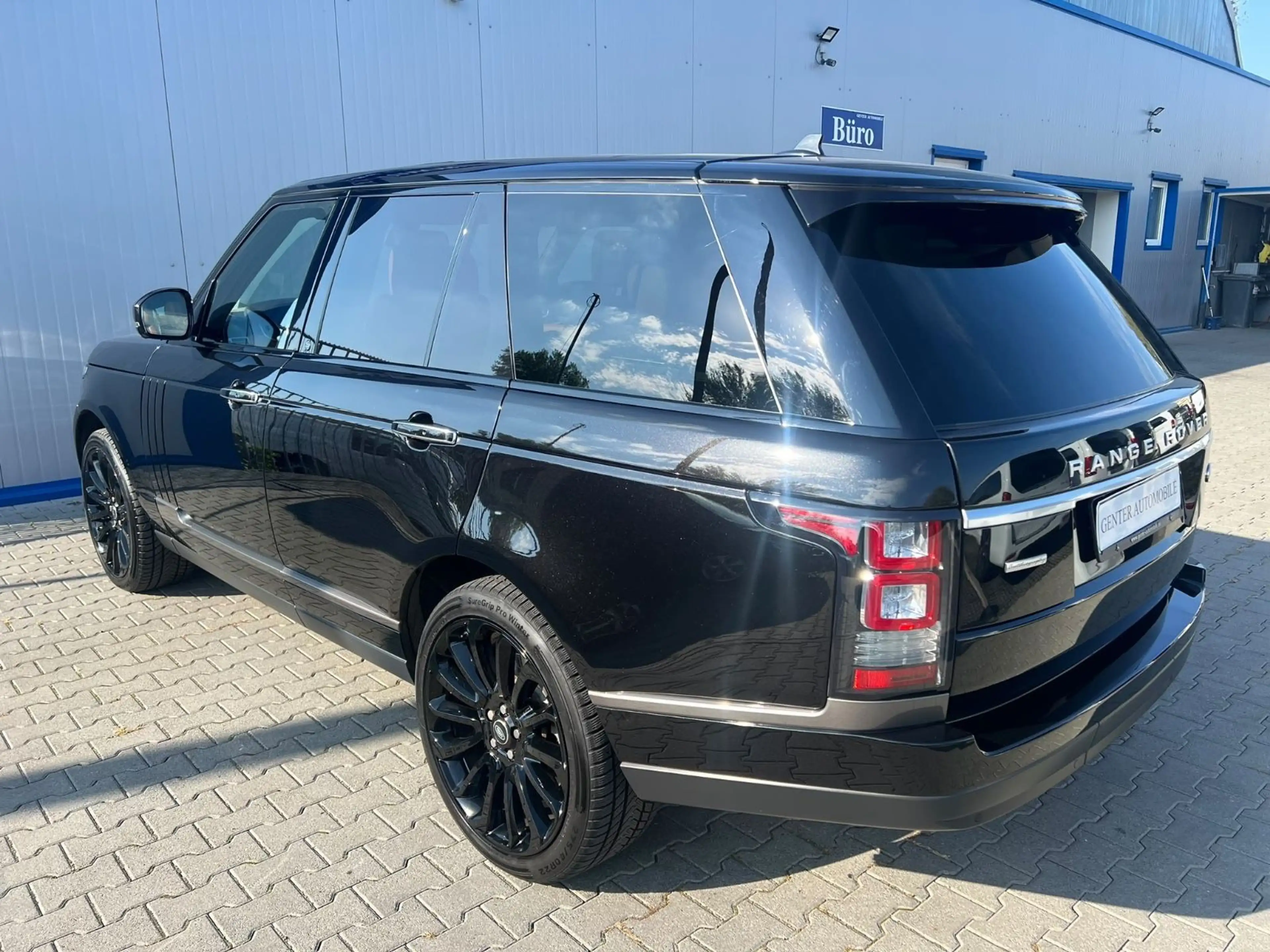 Land Rover Range Rover RANGE ROVER VOGUE 4,4 AUTOBIOGRAPHY PANO AHK 360 — photo 7