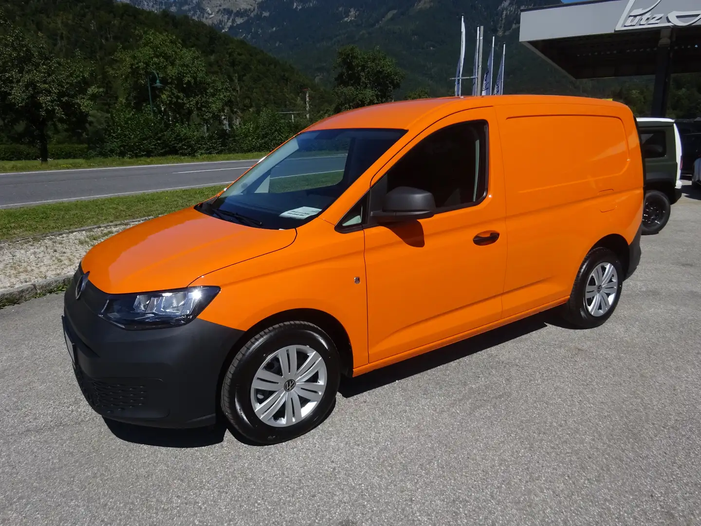 Volkswagen Caddy Cargo 1,5 TSI Pomarańczowy - 2