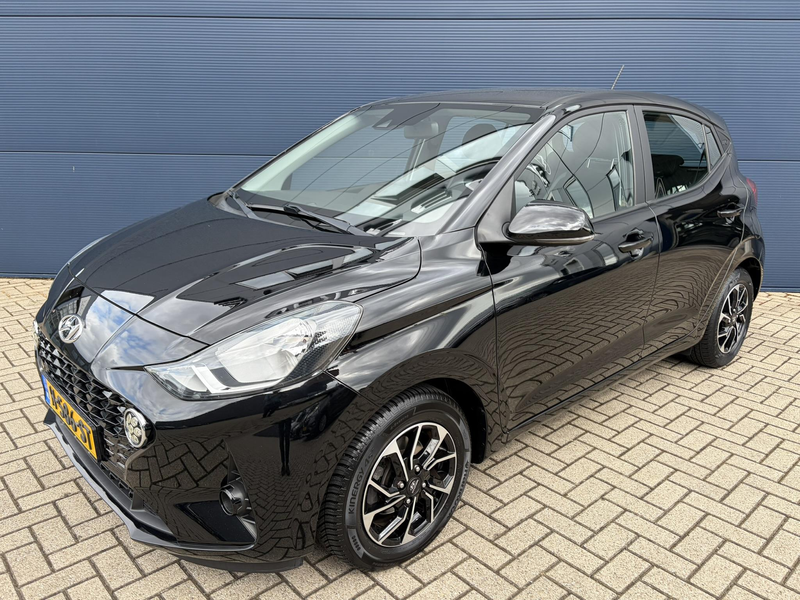 Hyundai i10 1.0 Comfort | Navigatie | Parkeercamera | Airco | — photo 2