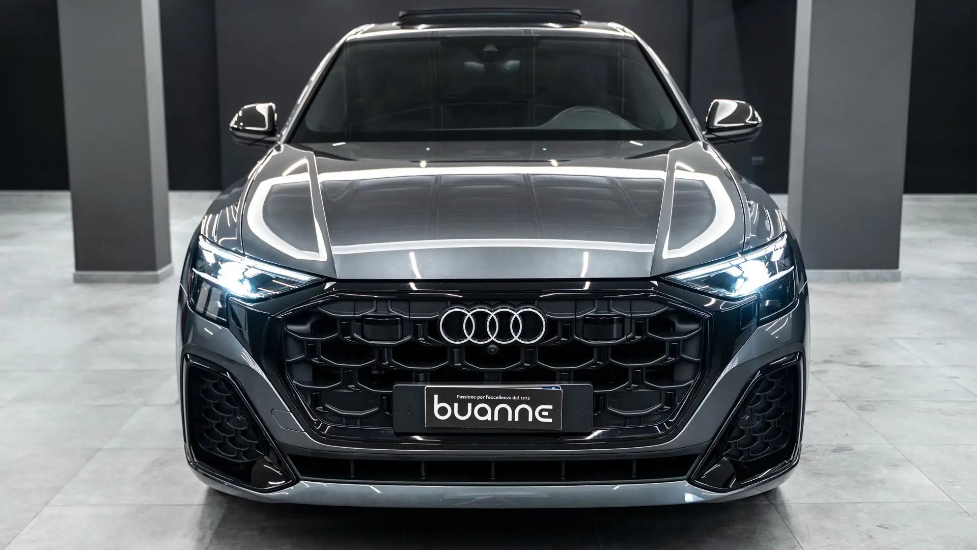 Audi Q8 50 TDI MHEV QUATTRO S LINE TETTO B&O SOSP CARBONIO Grigio - 2