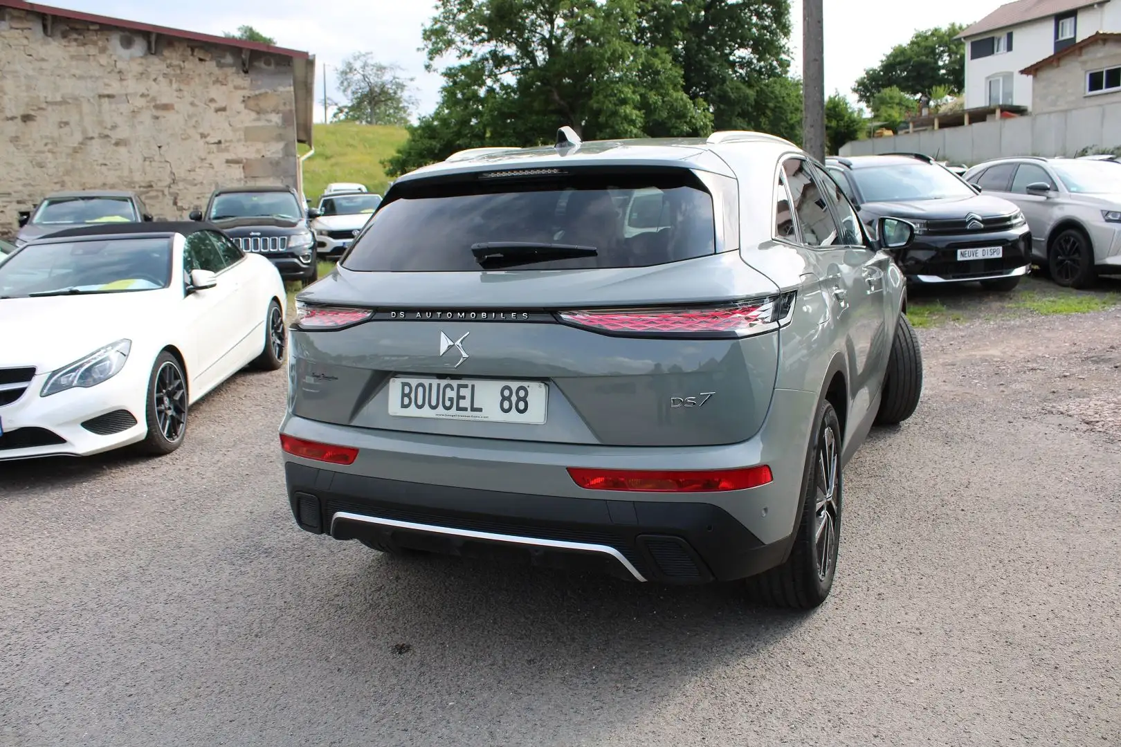 DS Automobiles DS 7 Crossback RIVOLI EAT8 DIESEL 130 BOITE AUTO CUIR SIÈGES ELEC - 2