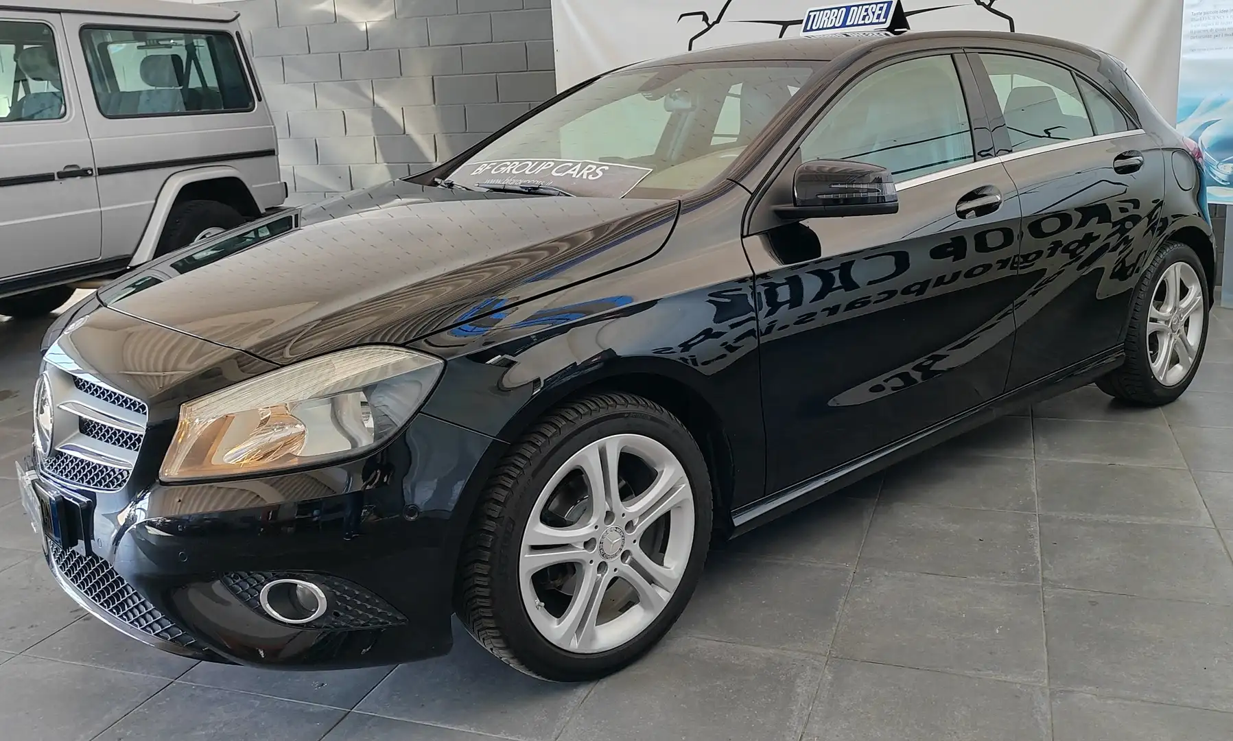 Mercedes-Benz A 180 A 180 cdi SE Sport Zwart - 2