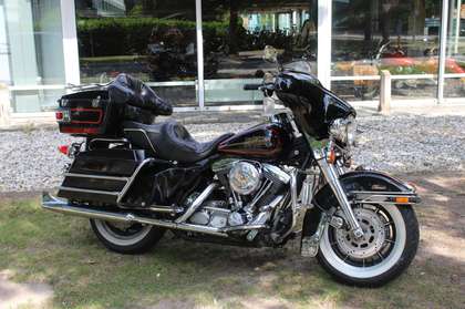 Harley-Davidson Electra Glide FLHTC Electra Glide Classic