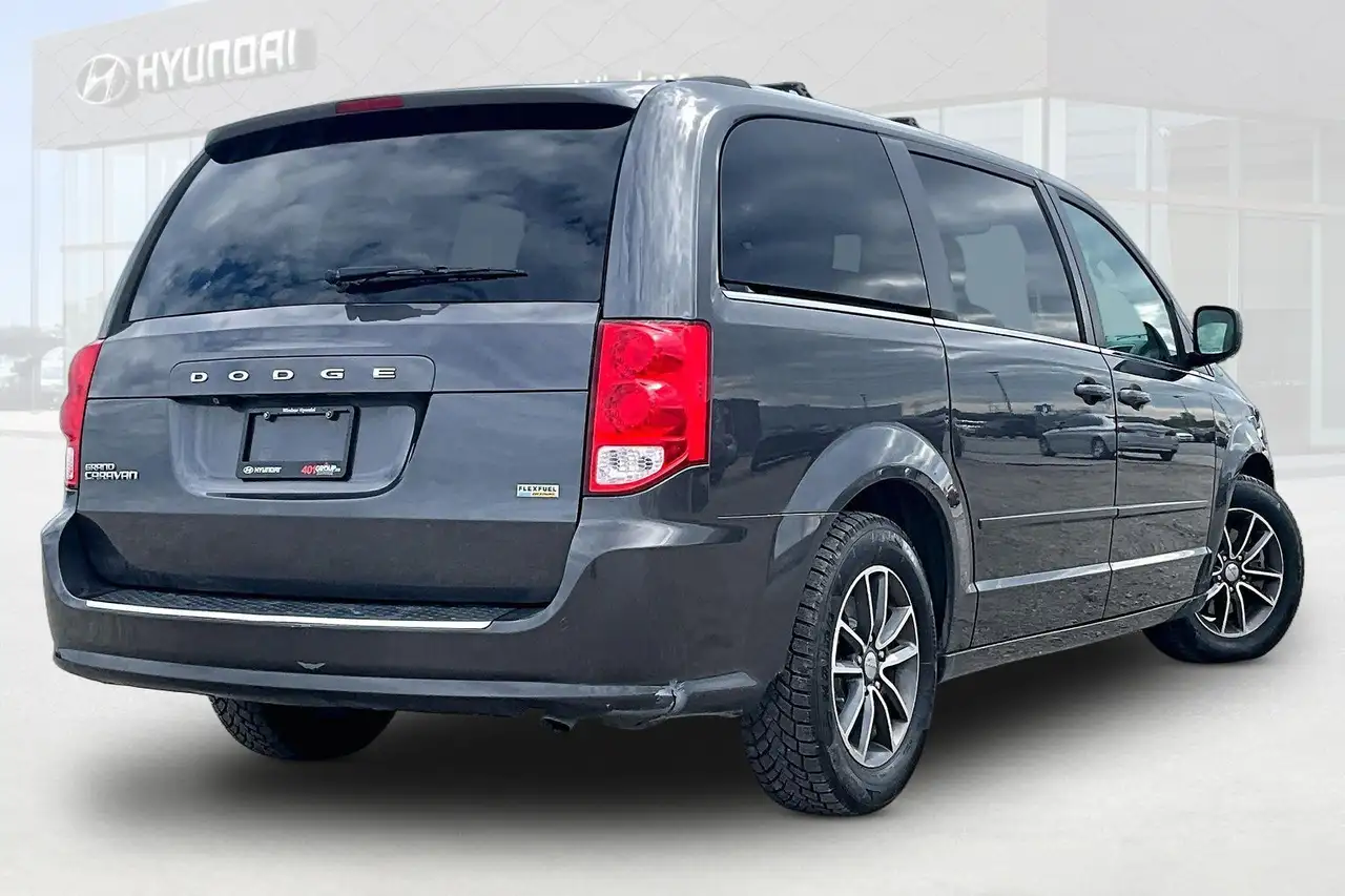 Dodge Grand Caravan снимка Dodge Grand Caravan