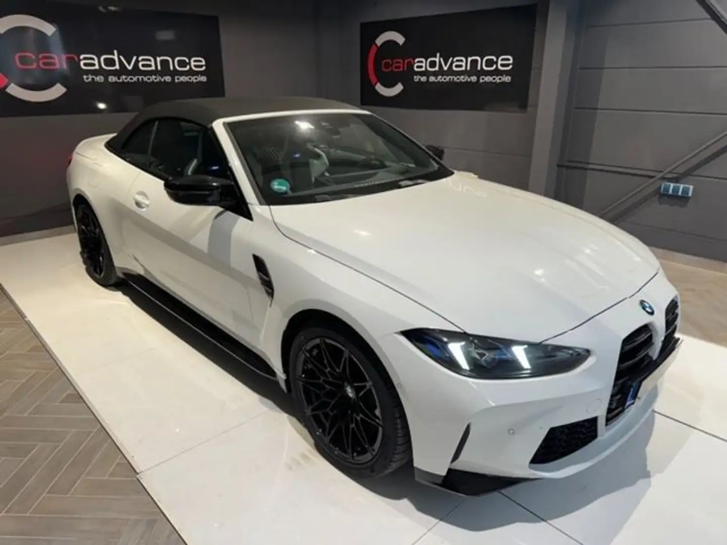 BMW M4 Competition Weiß - 2