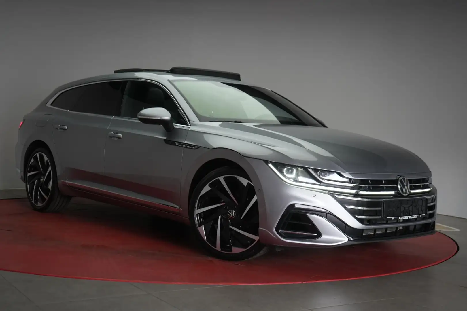 Volkswagen Arteon Shooting Brake 2.0 TDI SCR DSG R-Line Argent - 1