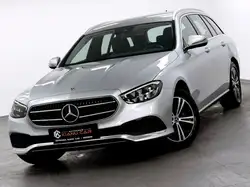 Mercedes-Benz E 220 AVANTGARDE NAVI ACC LED SHZ KAM TEILLEDER