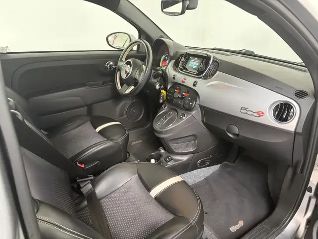 Fiat 500e view 3