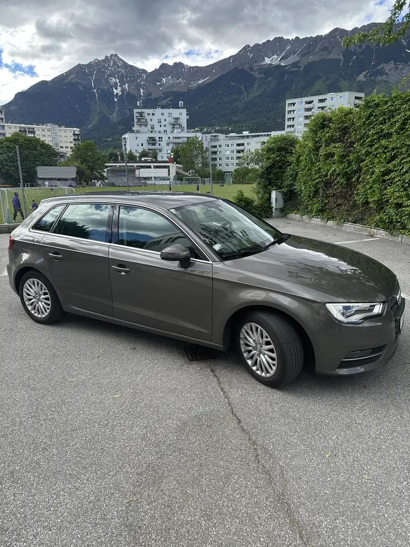 Audi A3 SB quattro Sport 2,0 TDI DPF - 2