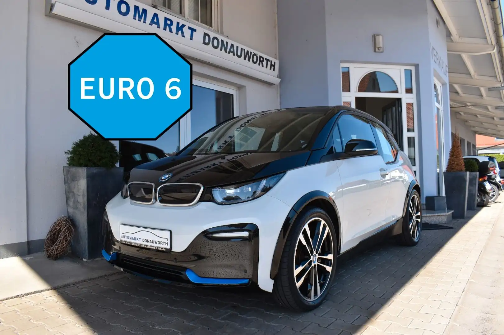BMW i3 s ( 120 Ah ) Navi Prof. Kamera Sport Paket Weiß - 2