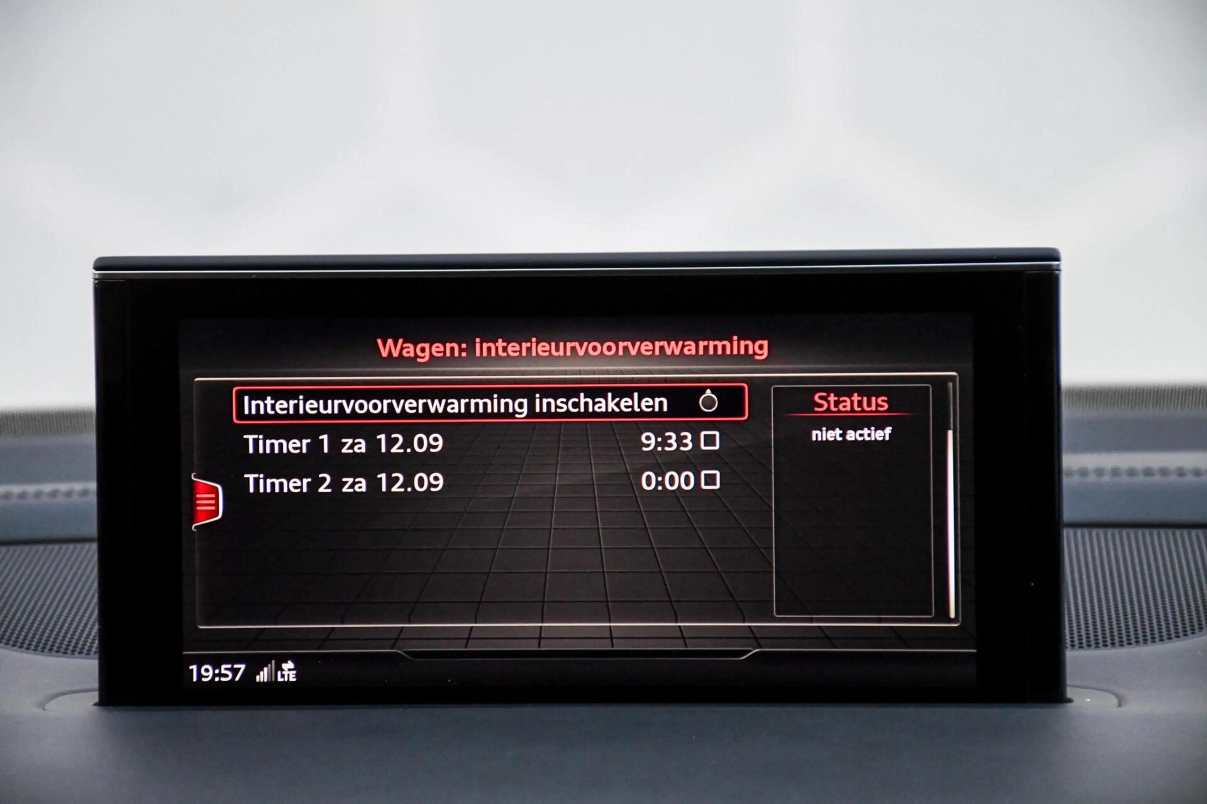 Audi SQ7 4.0 V8 TDI quattro Pro Line + 7p Ceramic 435PK PAN — photo 16