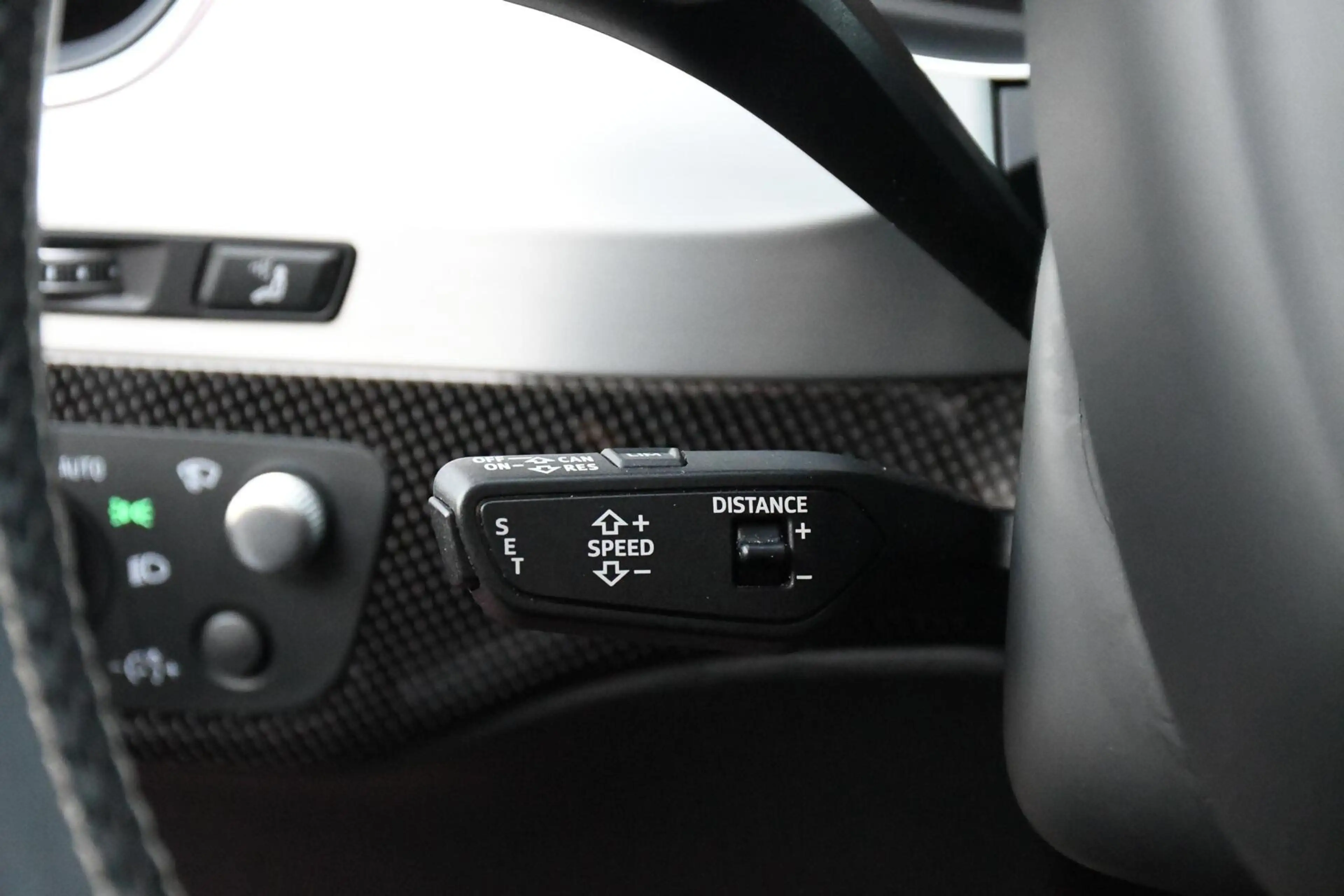 Audi SQ7 4.0 V8 TDI quattro Pro Line + 7p Ceramic 435PK PAN — photo 44