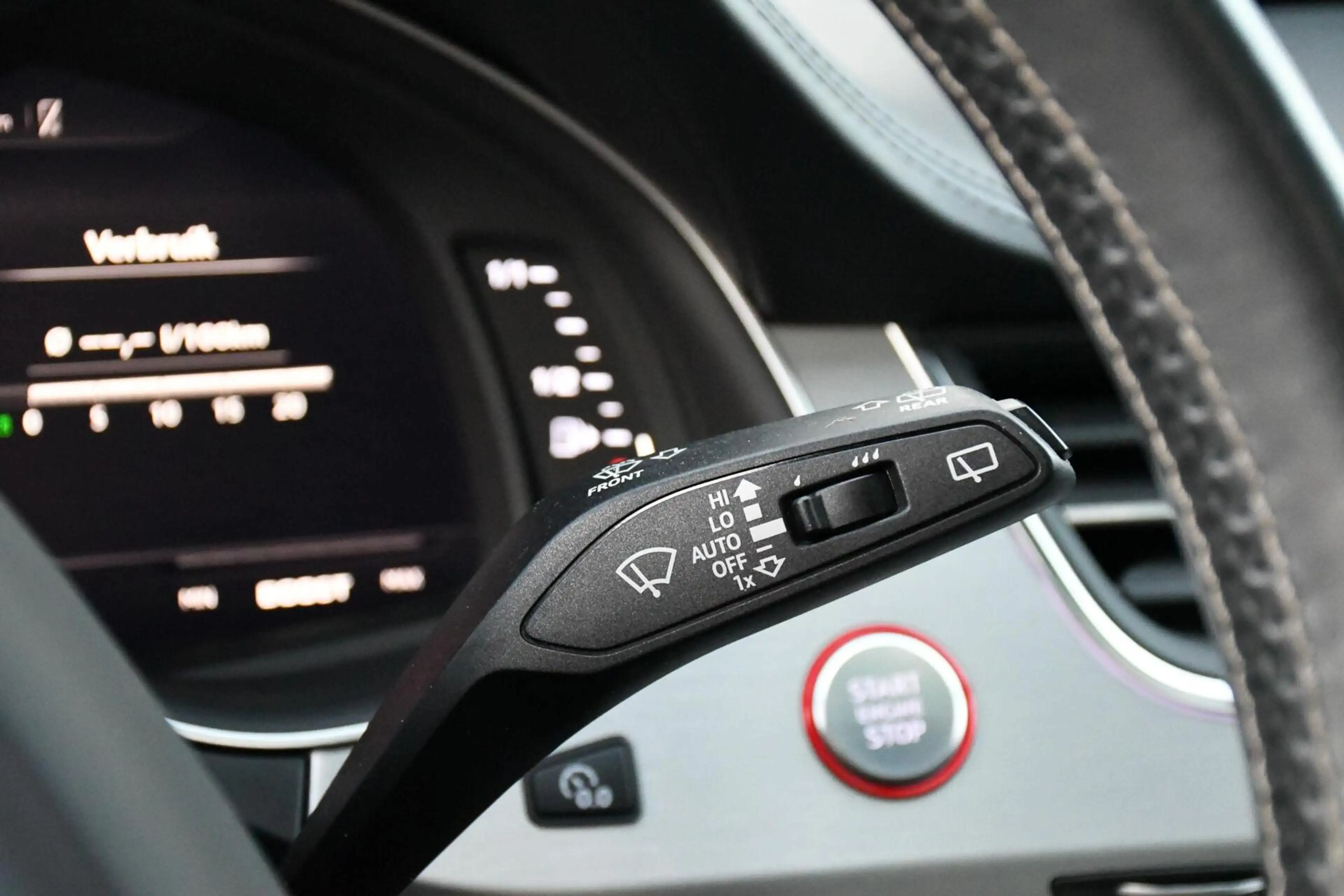 Audi SQ7 4.0 V8 TDI quattro Pro Line + 7p Ceramic 435PK PAN — photo 15